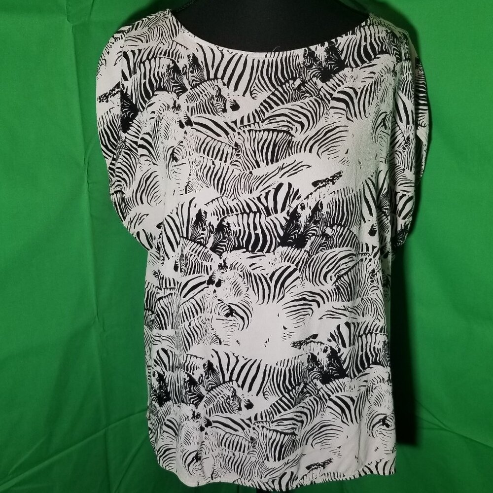 Liz Claiborne Womens Size L Cap Sleeve White Black Zebra Striped Blouse Office